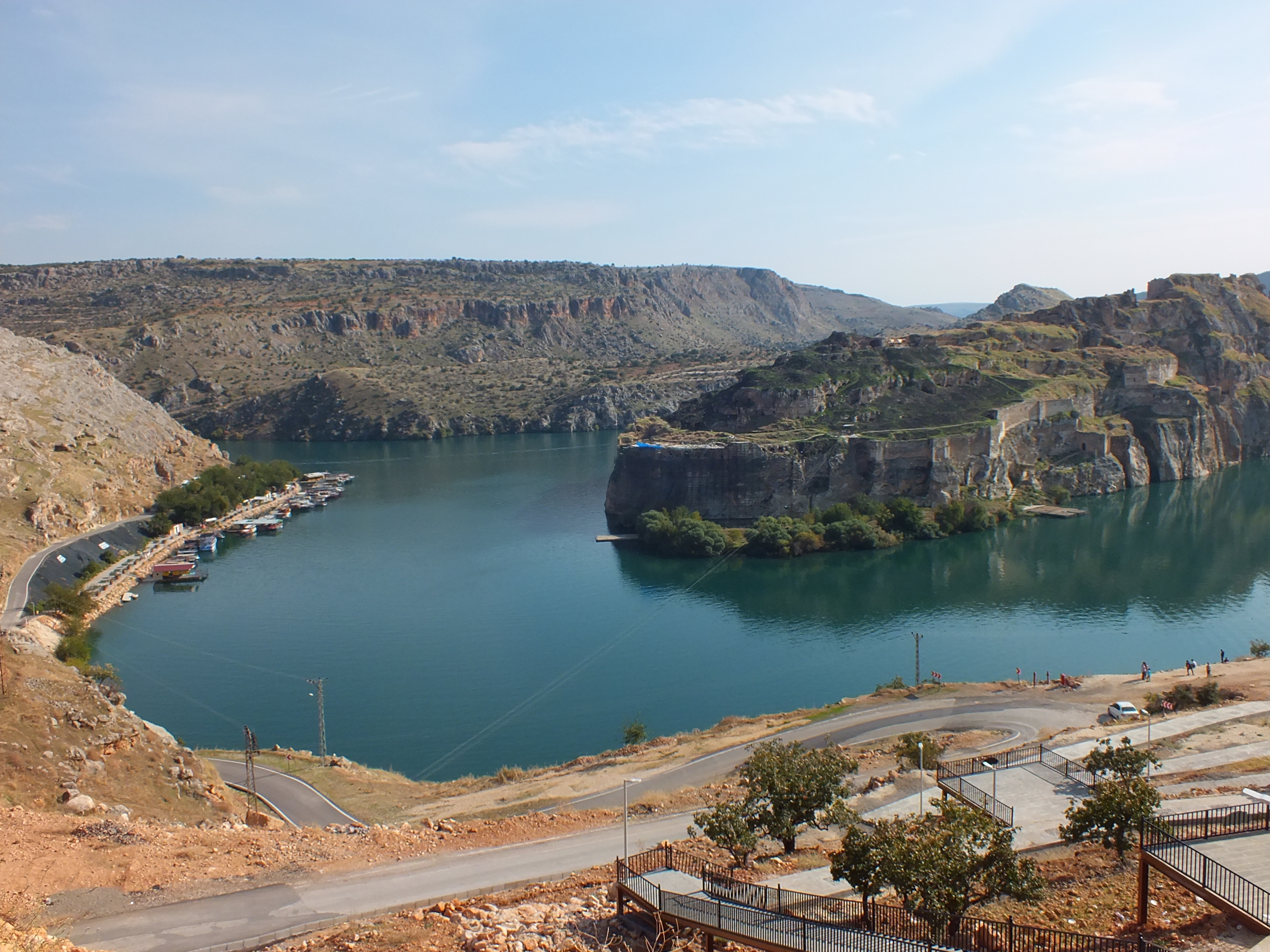 Ромкла (Румкале) на Евфрате · современный вид крепости, фотография 2020 года